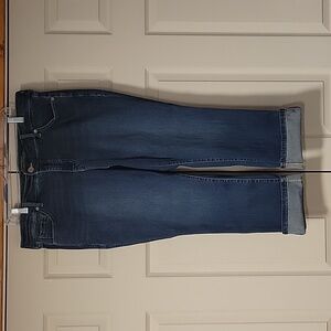 TORRID #FeelTheFit Ankle/Cropped Jeans